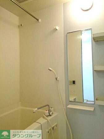 レフィナードEの物件内観写真